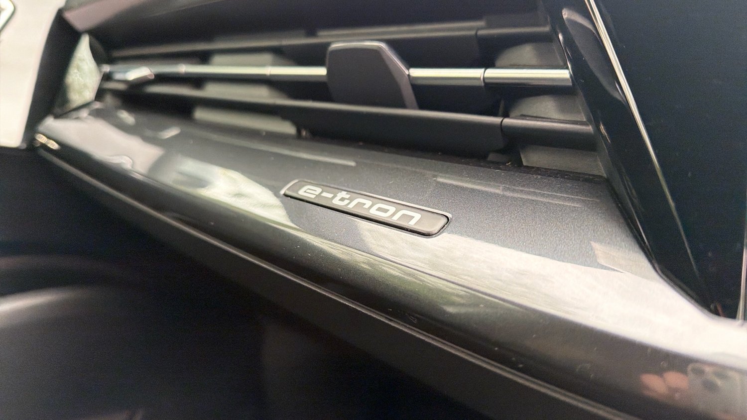 Used Audi Q4 e-tron 2023 for sale - 78198659: Photo 27