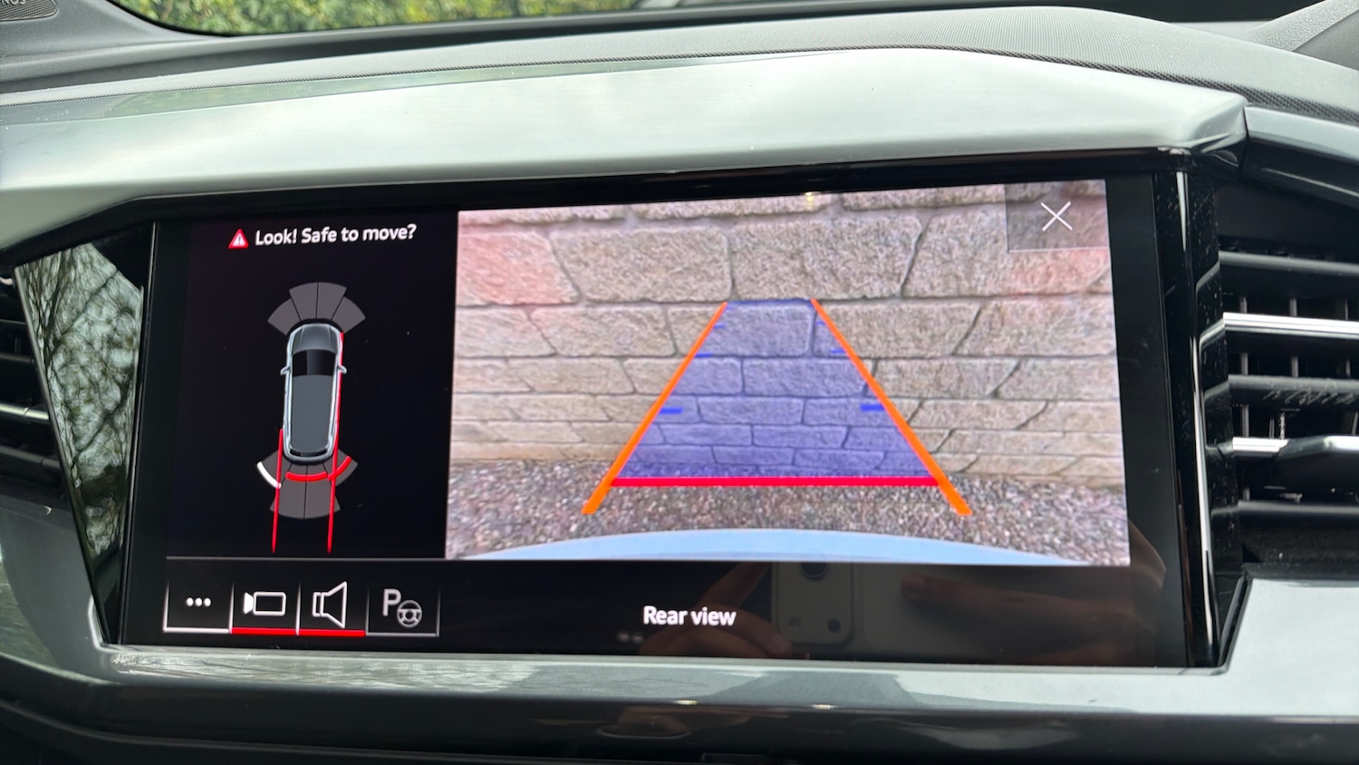 Used Audi Q4 e-tron 2023 for sale - 78198659: Photo 28