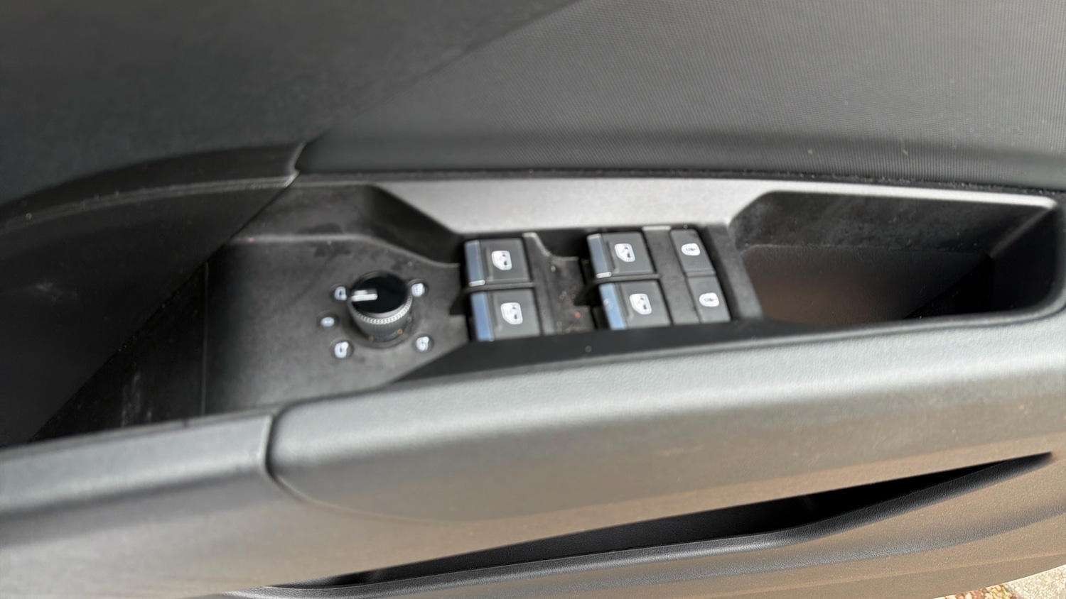 Used Audi Q4 e-tron 2023 for sale - 78198659: Photo 32