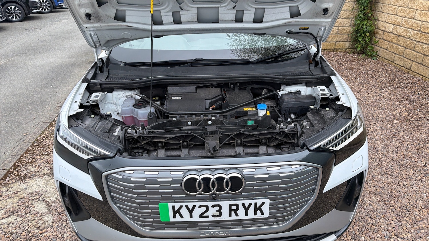 Used Audi Q4 e-tron 2023 for sale - 78198659: Photo 8