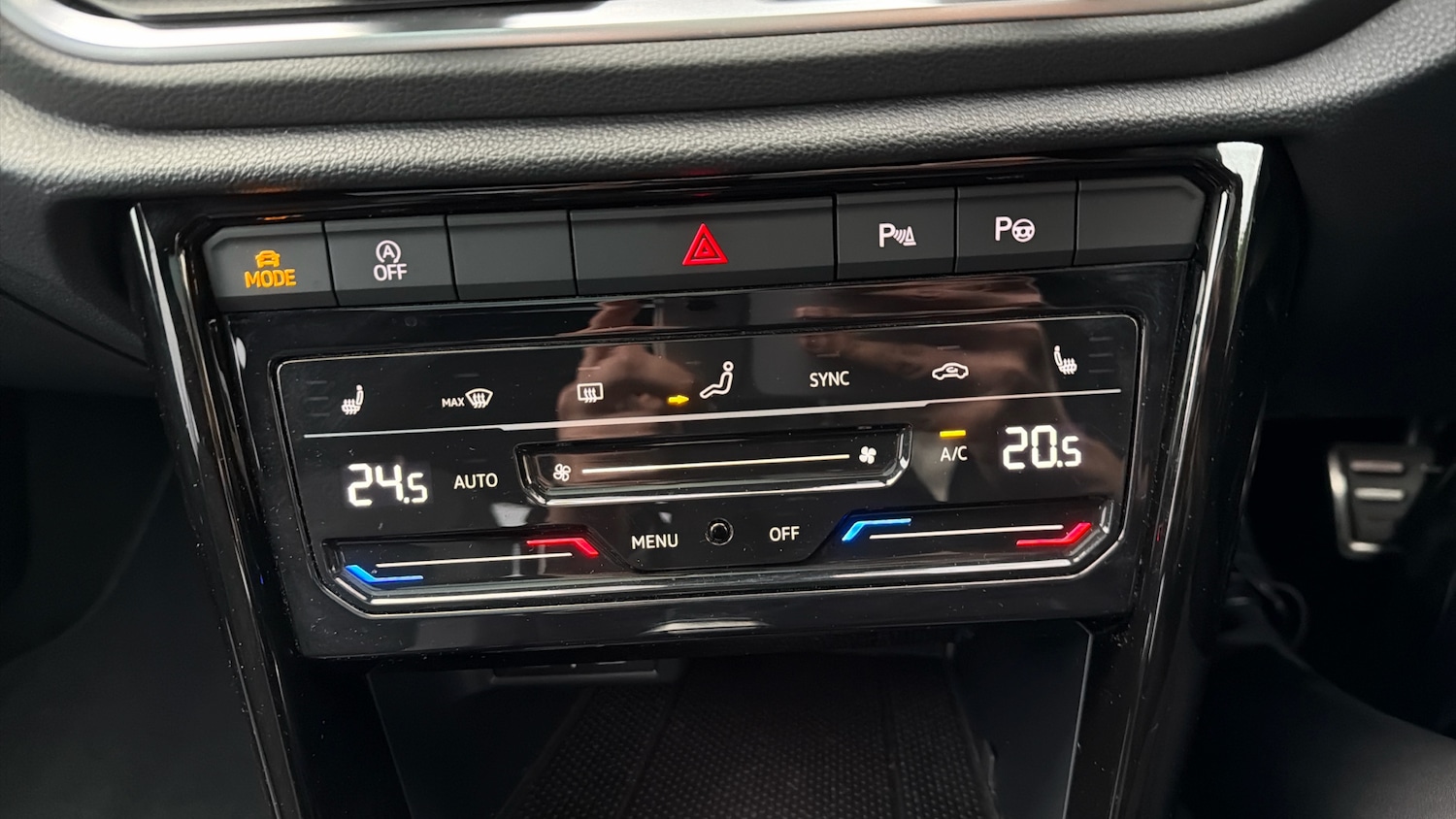 Used Volkswagen T-Roc 2022 for sale - 78081611: Photo 13