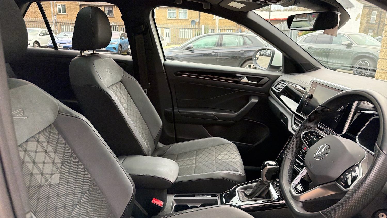 Used Volkswagen T-Roc 2022 for sale - 78081611: Photo 15