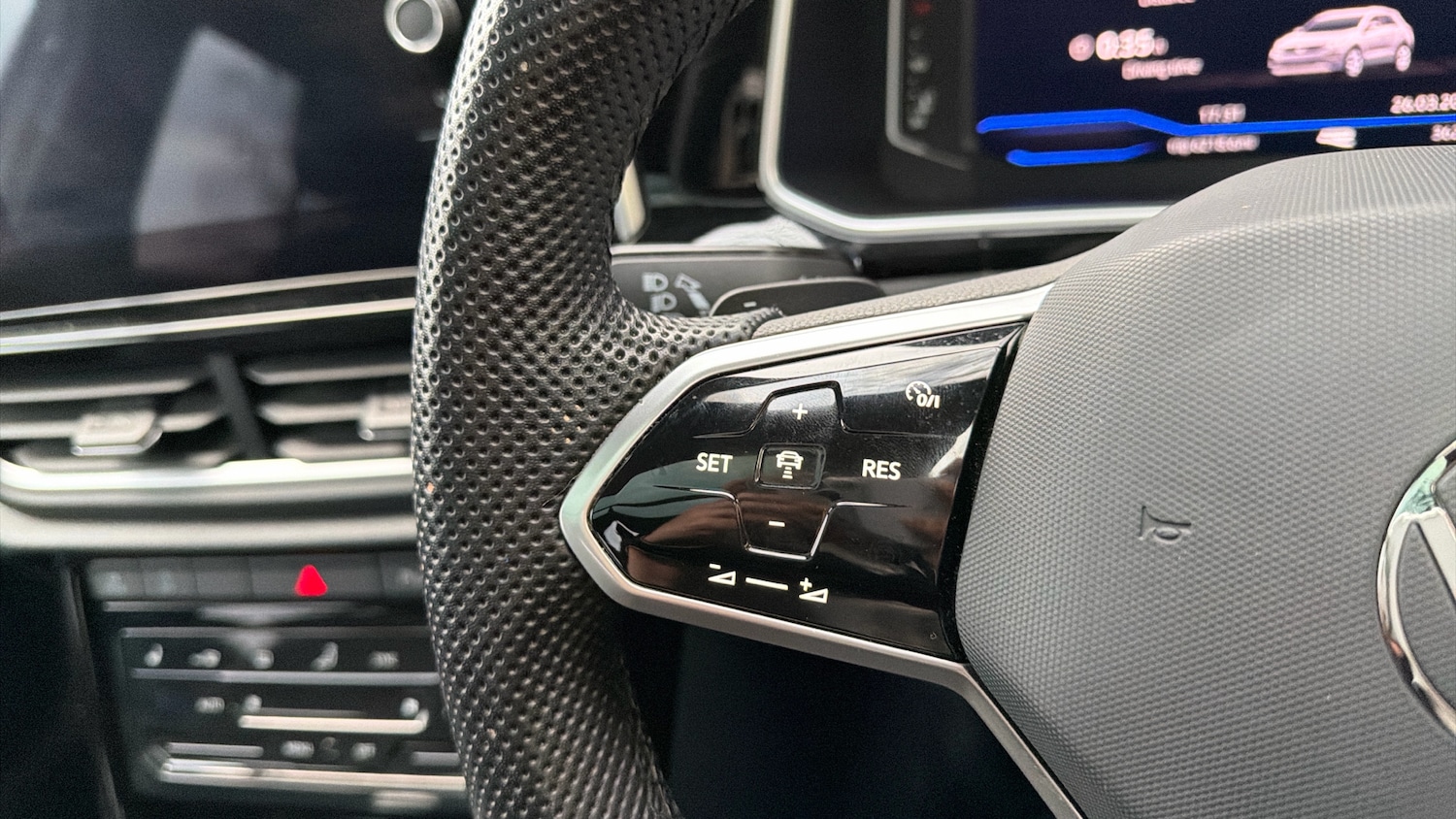 Used Volkswagen T-Roc 2022 for sale - 78081611: Photo 17