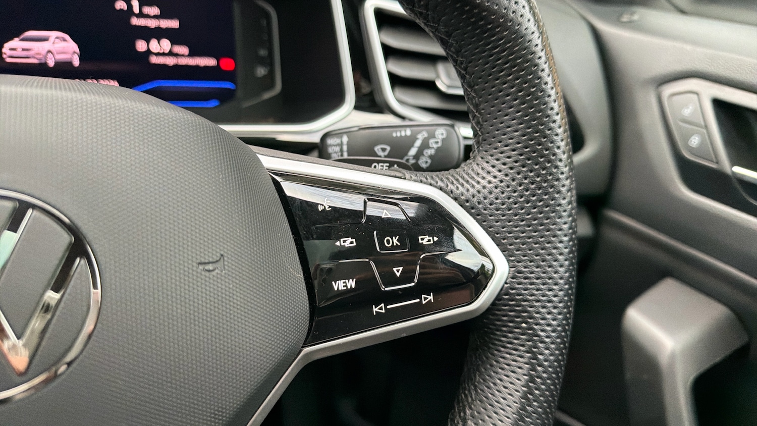 Used Volkswagen T-Roc 2022 for sale - 78081611: Photo 18