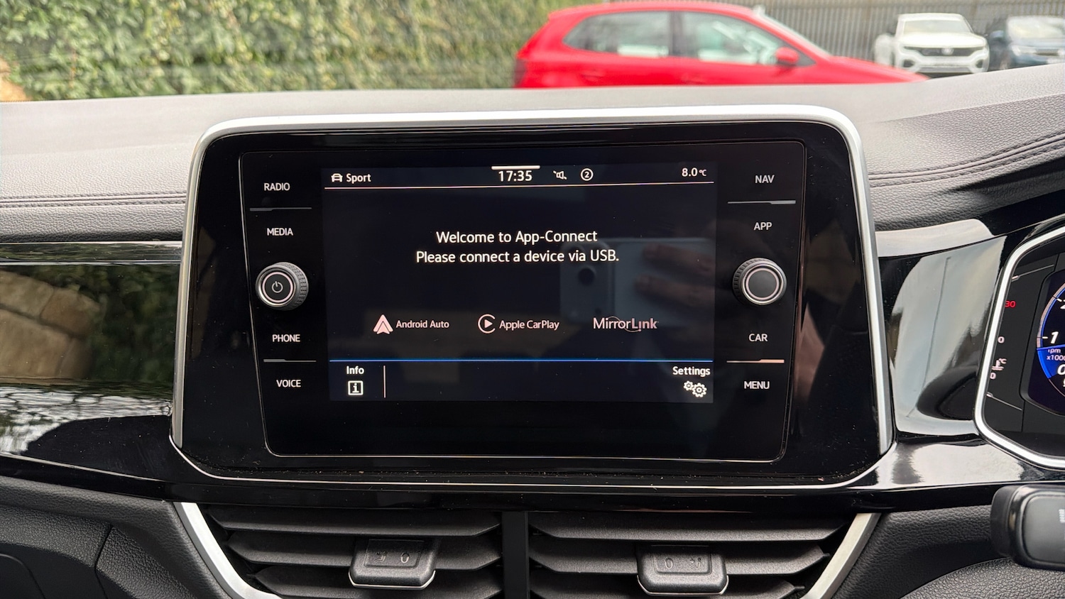 Used Volkswagen T-Roc 2022 for sale - 78081611: Photo 30