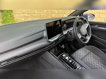 Used Volkswagen Golf 2025 for sale - 79655970: Photo
