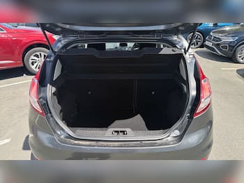 Used Ford Fiesta 2016 for sale - 79672622: Photo
