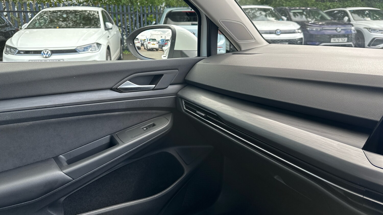 Used Volkswagen Golf 2023 for sale - 76101969: Photo 33