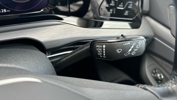 Used Volkswagen Golf 2023 for sale - 76101969: Photo 37