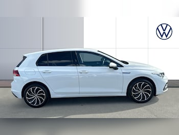 Used Volkswagen Golf 2023 for sale - 76101969: Photo 4
