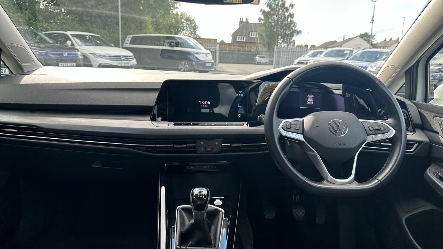 Used Volkswagen Golf 2023 for sale - 76101969: Photo 9