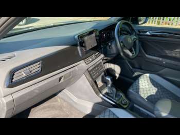 Used Volkswagen T-Roc 2022 for sale - 75190400: Photo