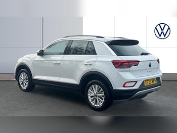 Used Volkswagen T-Roc 2023 for sale - 76836914: Photo