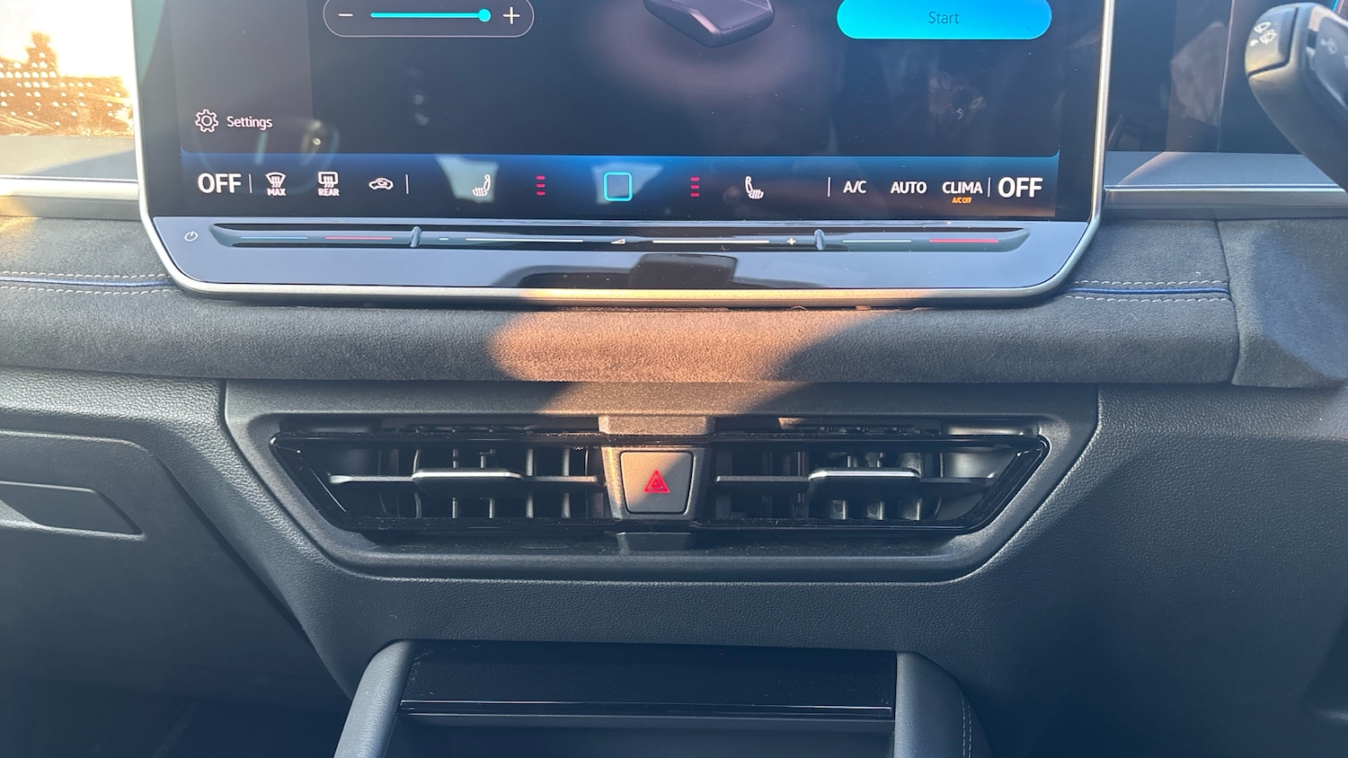 Used Volkswagen Touran 2025 for sale - 77844574: Photo 13