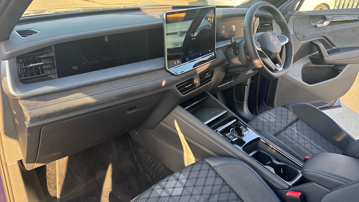 Used Volkswagen Touran 2025 for sale - 77844574: Photo 2