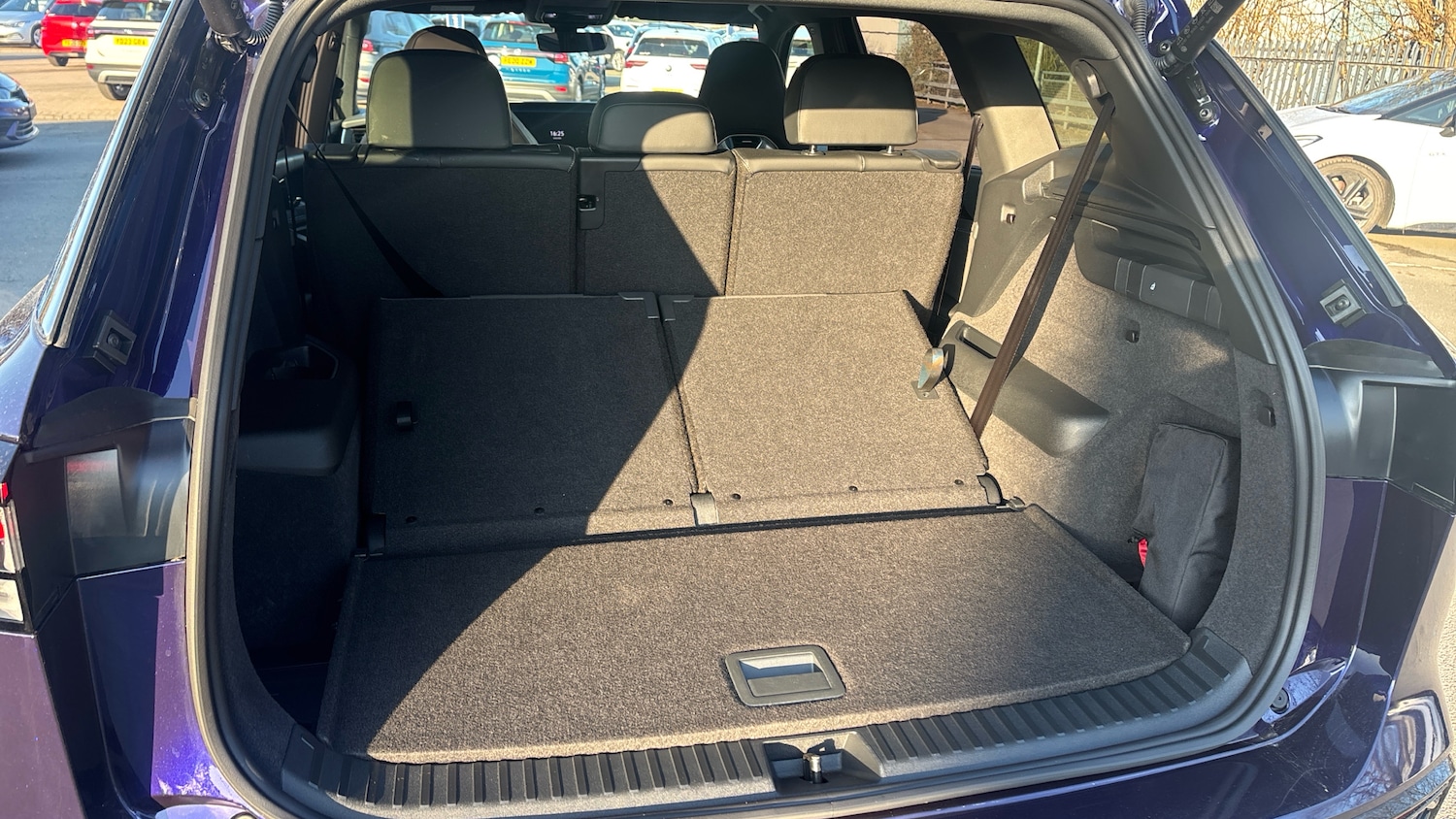 Used Volkswagen Touran 2025 for sale - 77844574: Photo 30