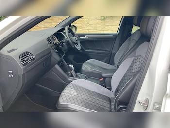 Used Volkswagen Tiguan 2023 for sale - 77381477: Photo