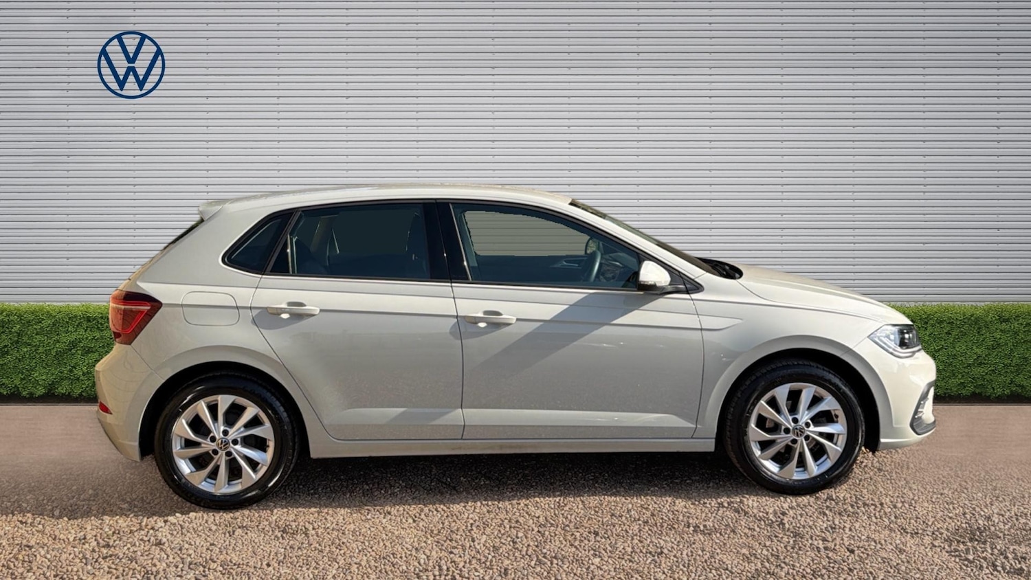 Used Volkswagen Polo 2023 for sale - 77945304: Photo 4