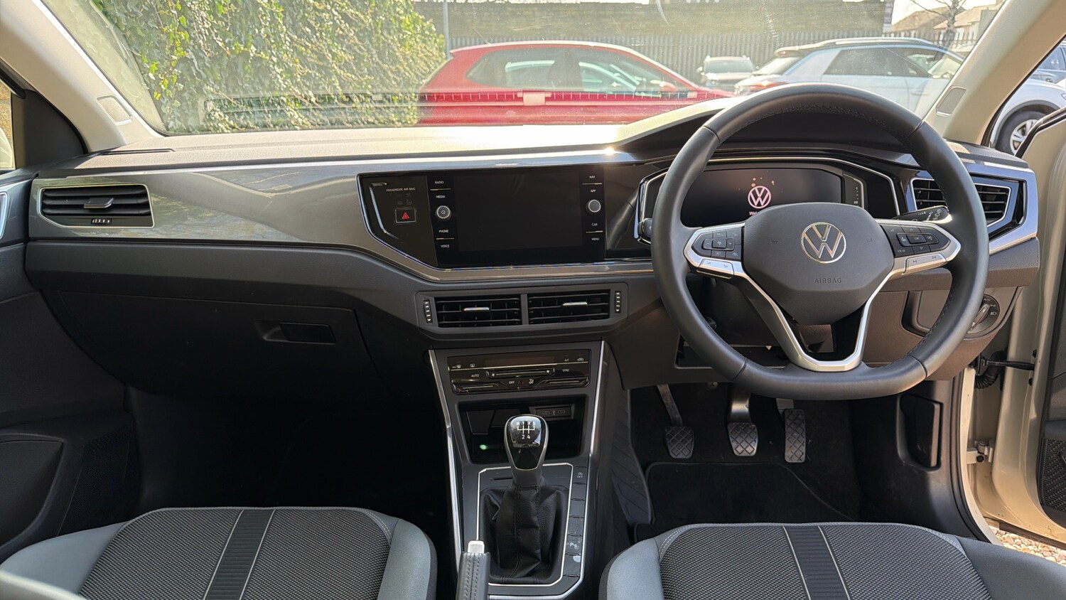 Used Volkswagen Polo 2023 for sale - 77945304: Photo 9