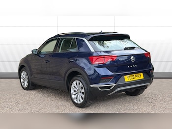 Used Volkswagen T-Roc 2019 for sale - 79458350: Photo