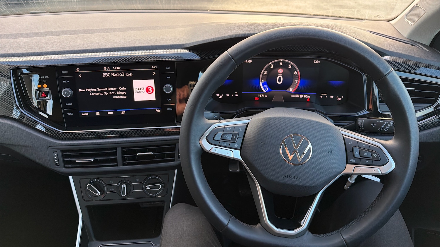 Used Volkswagen Polo 2025 for sale - 77282954: Photo 10