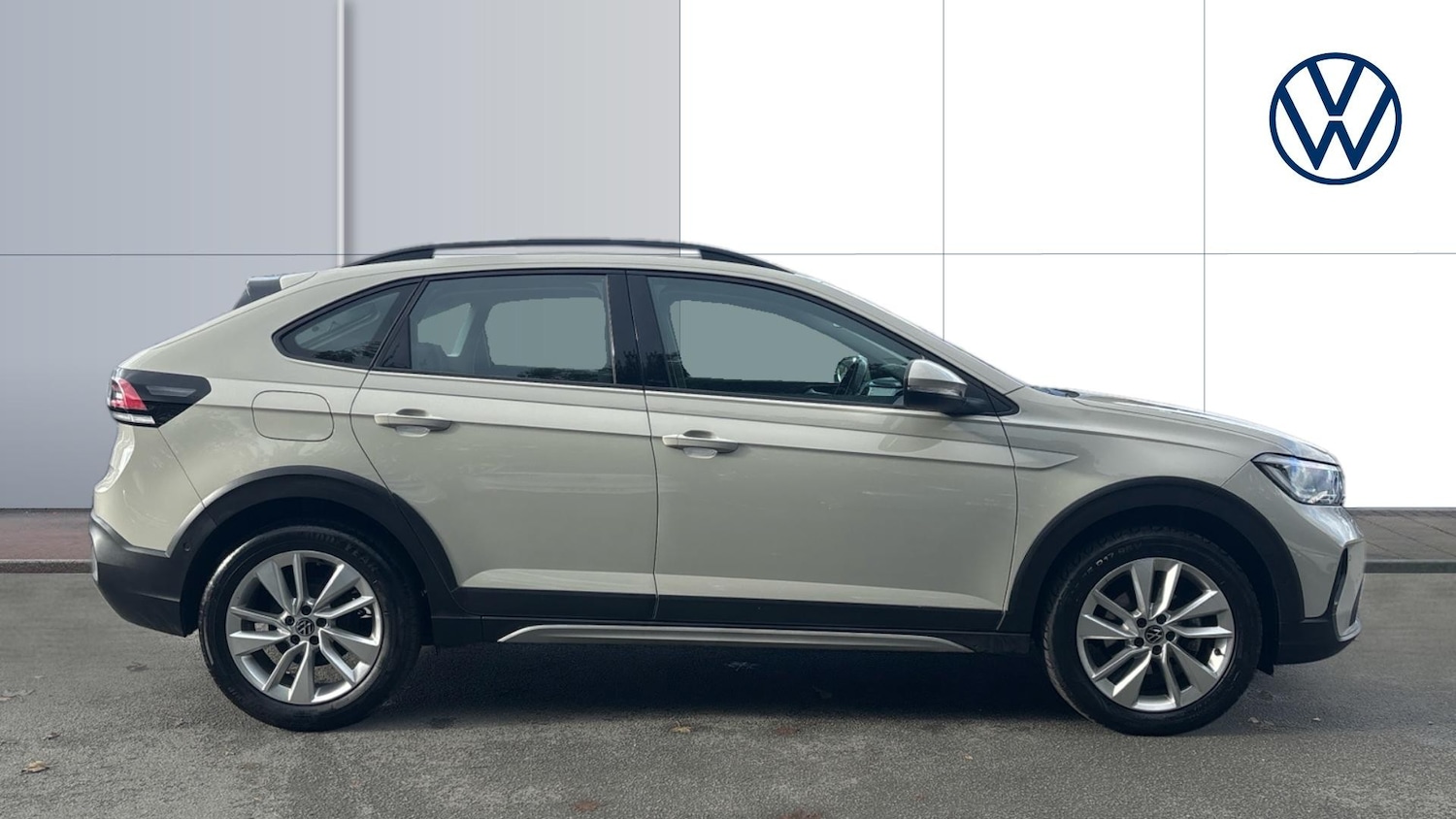 Used Volkswagen Taigo 2023 for sale - 76363312: Photo 4