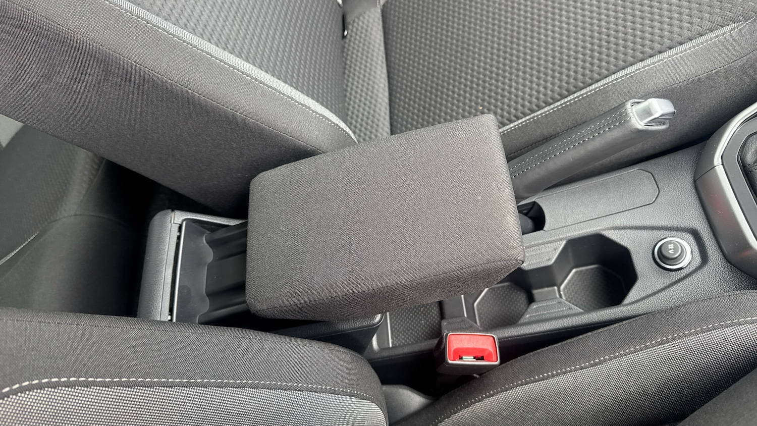 Used Volkswagen Polo 2024 for sale - 78180159: Photo 28