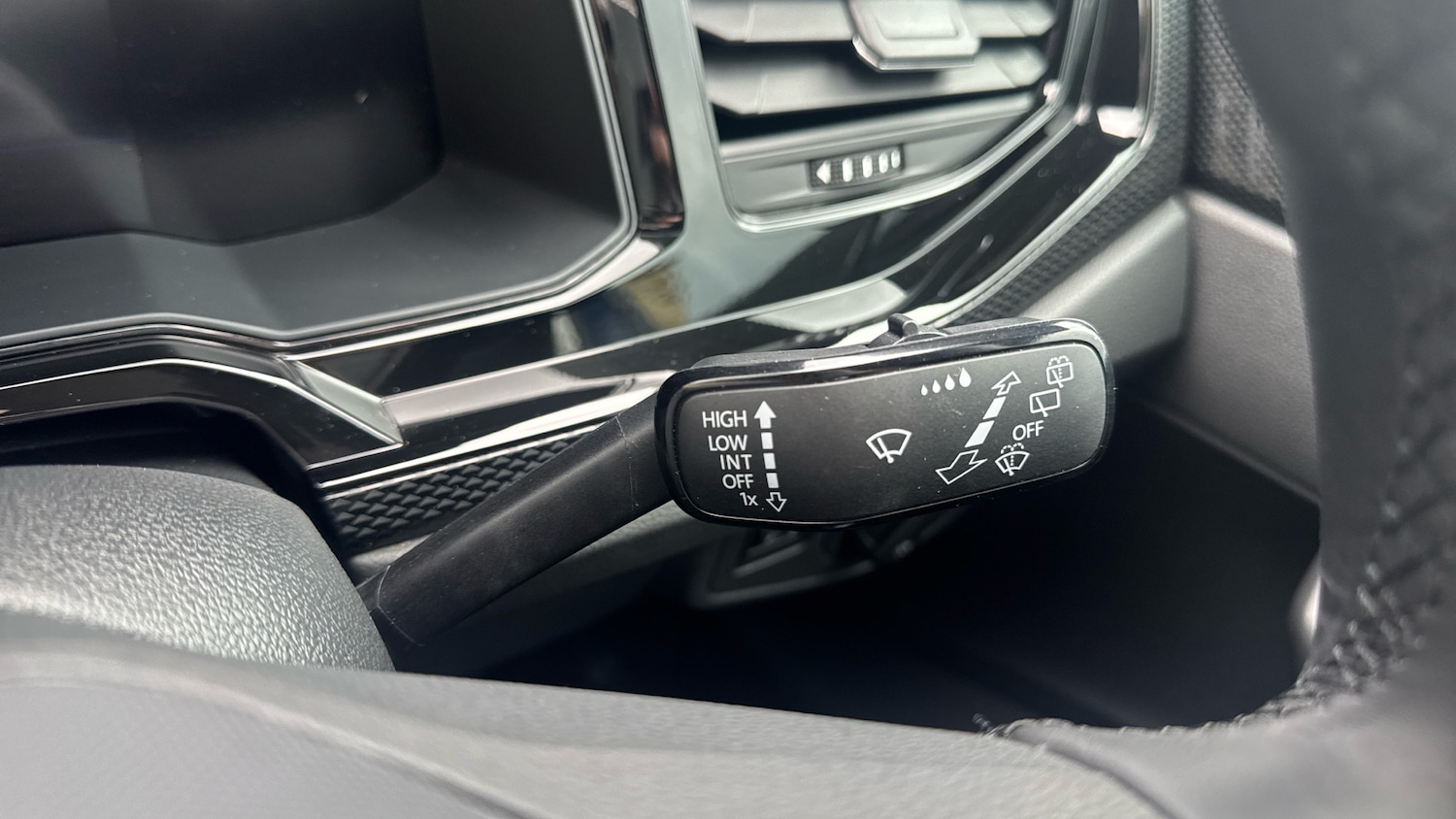 Used Volkswagen Polo 2024 for sale - 78180159: Photo 35