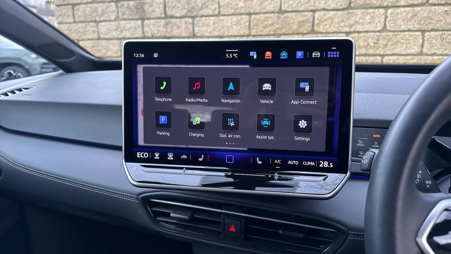 Used Volkswagen ID.3 2024 for sale - 77917141: Photo 32