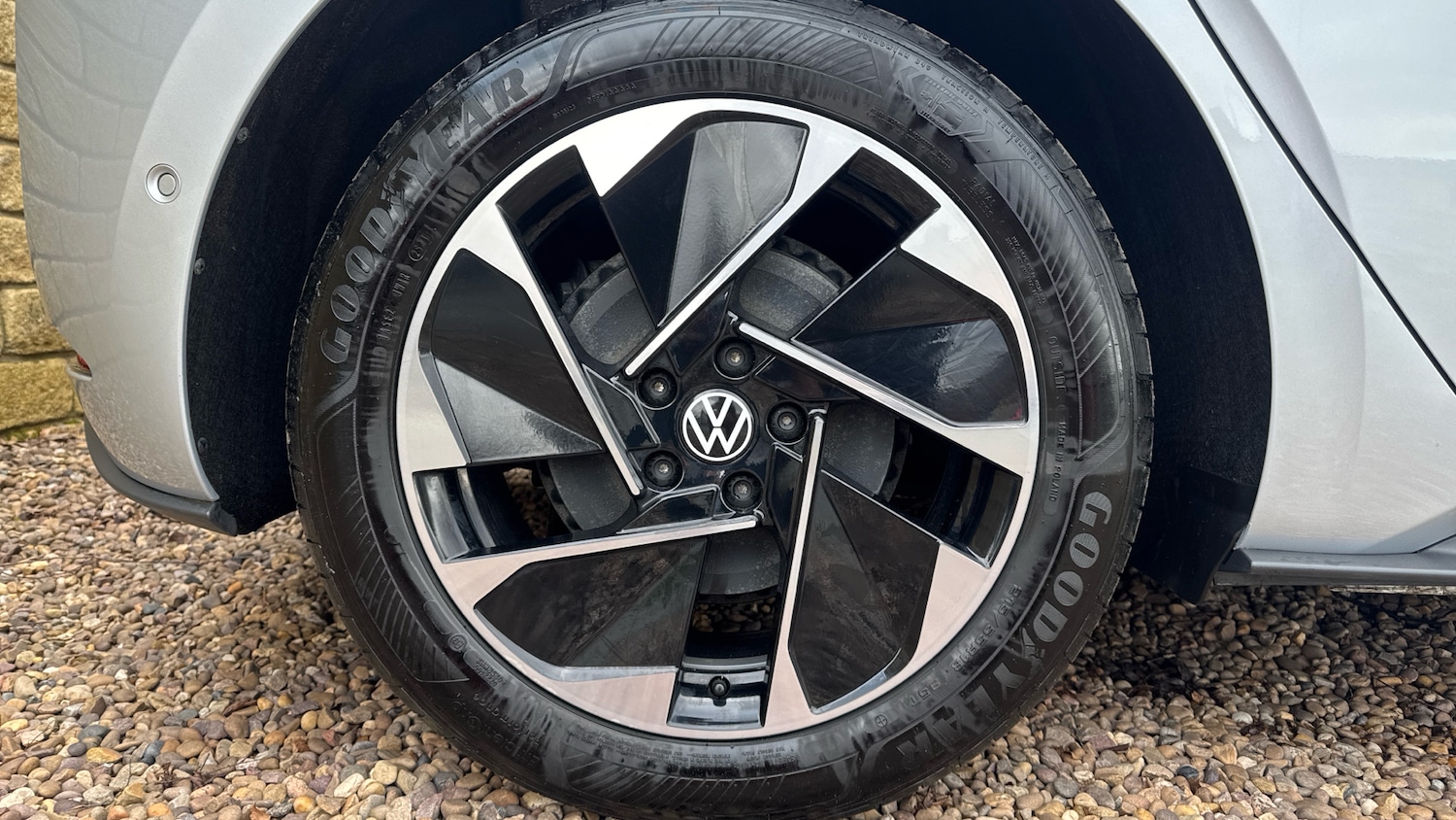 Used Volkswagen ID.3 2024 for sale - 77917141: Photo 5