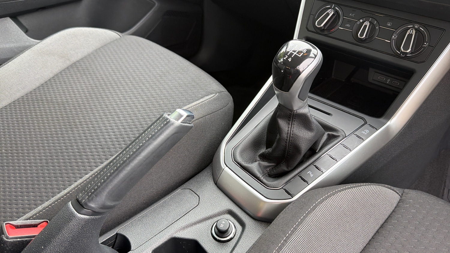 Used Volkswagen Polo 2024 for sale - 78070202: Photo 14