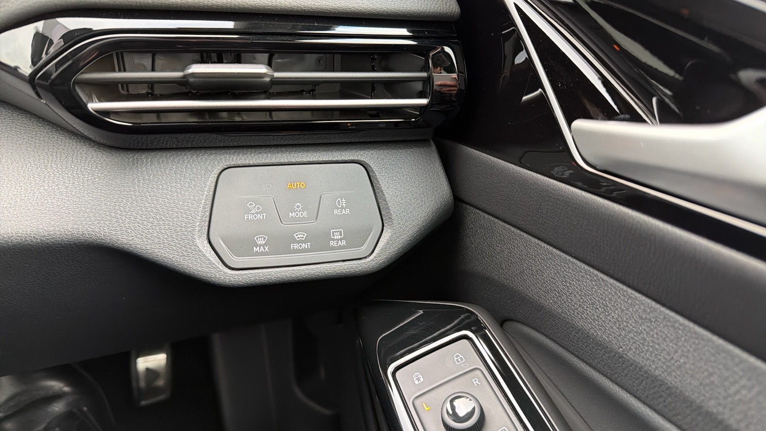 Used Volkswagen ID.4 2025 for sale - 78080494: Photo 27