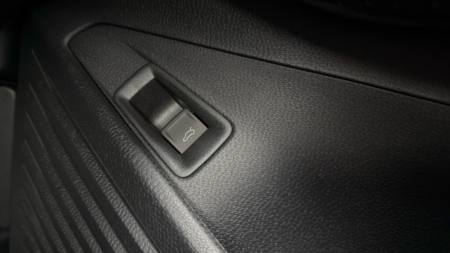 Used Volkswagen ID.4 2025 for sale - 78080494: Photo 42