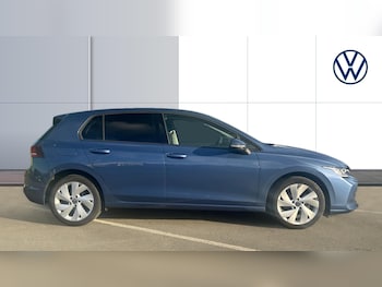 Used Volkswagen Golf 2024 for sale - 75955944: Photo