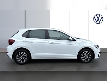 Used Volkswagen Polo 2023 for sale - 77070775: Photo