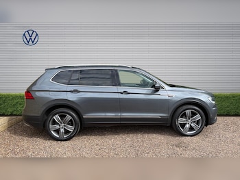 Used Volkswagen Tiguan Allspace 2019 for sale - 78558577: Photo