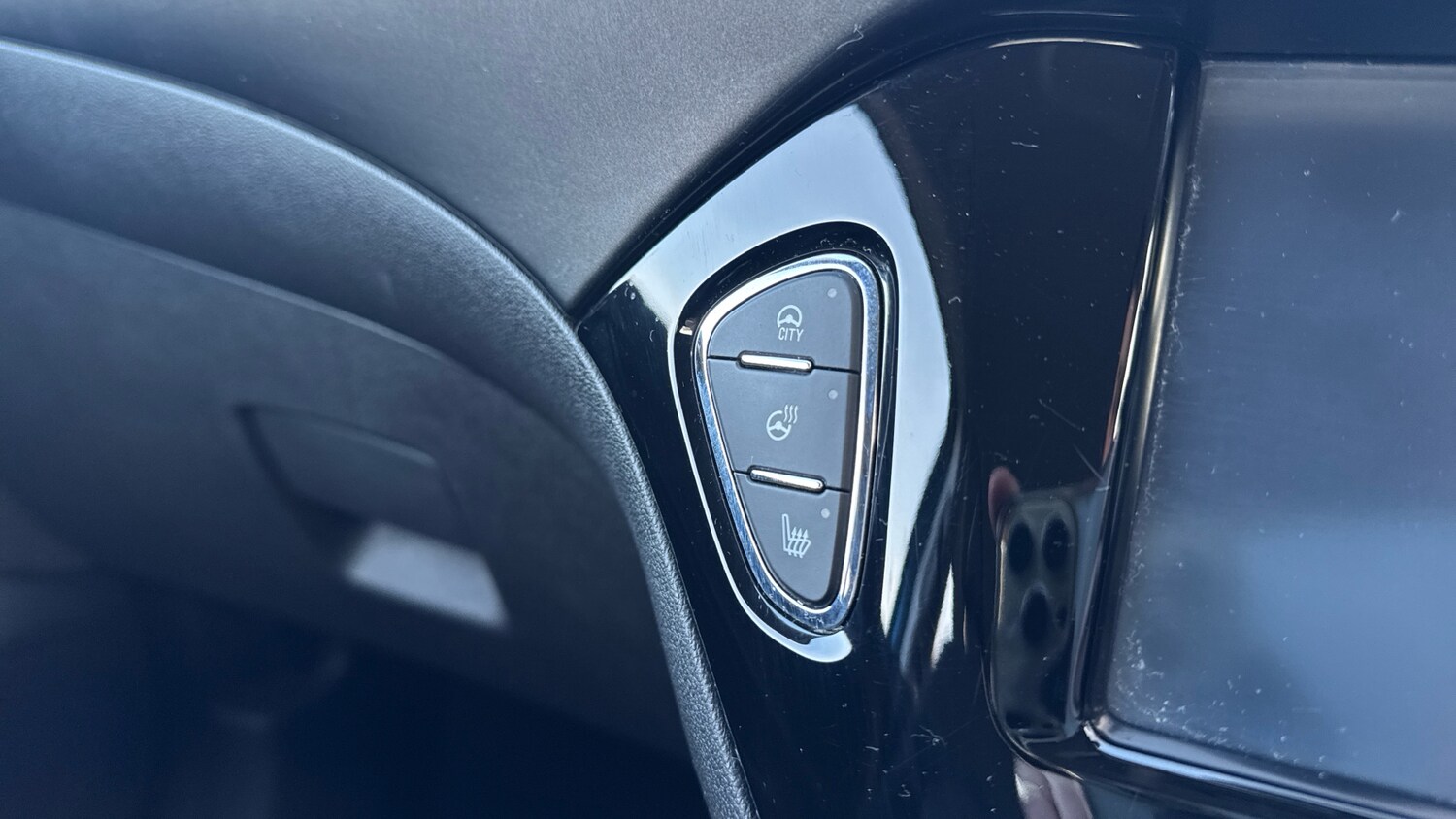 Used Vauxhall Corsa 2018 for sale - 77687386: Photo 35