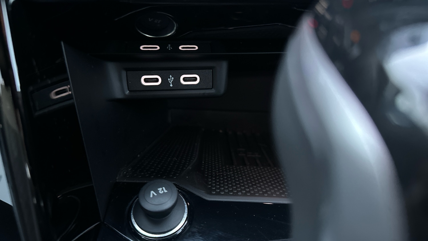 Used Volkswagen T-Roc 2025 for sale - 76892857: Photo 23