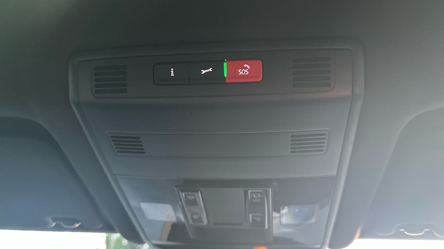 Used Volkswagen T-Roc 2025 for sale - 76892857: Photo 28