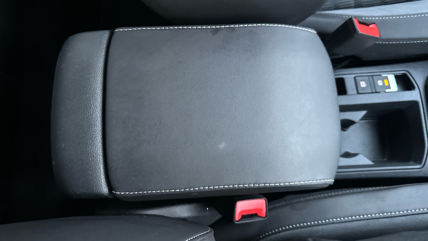 Used Volkswagen T-Roc 2025 for sale - 76892857: Photo 37