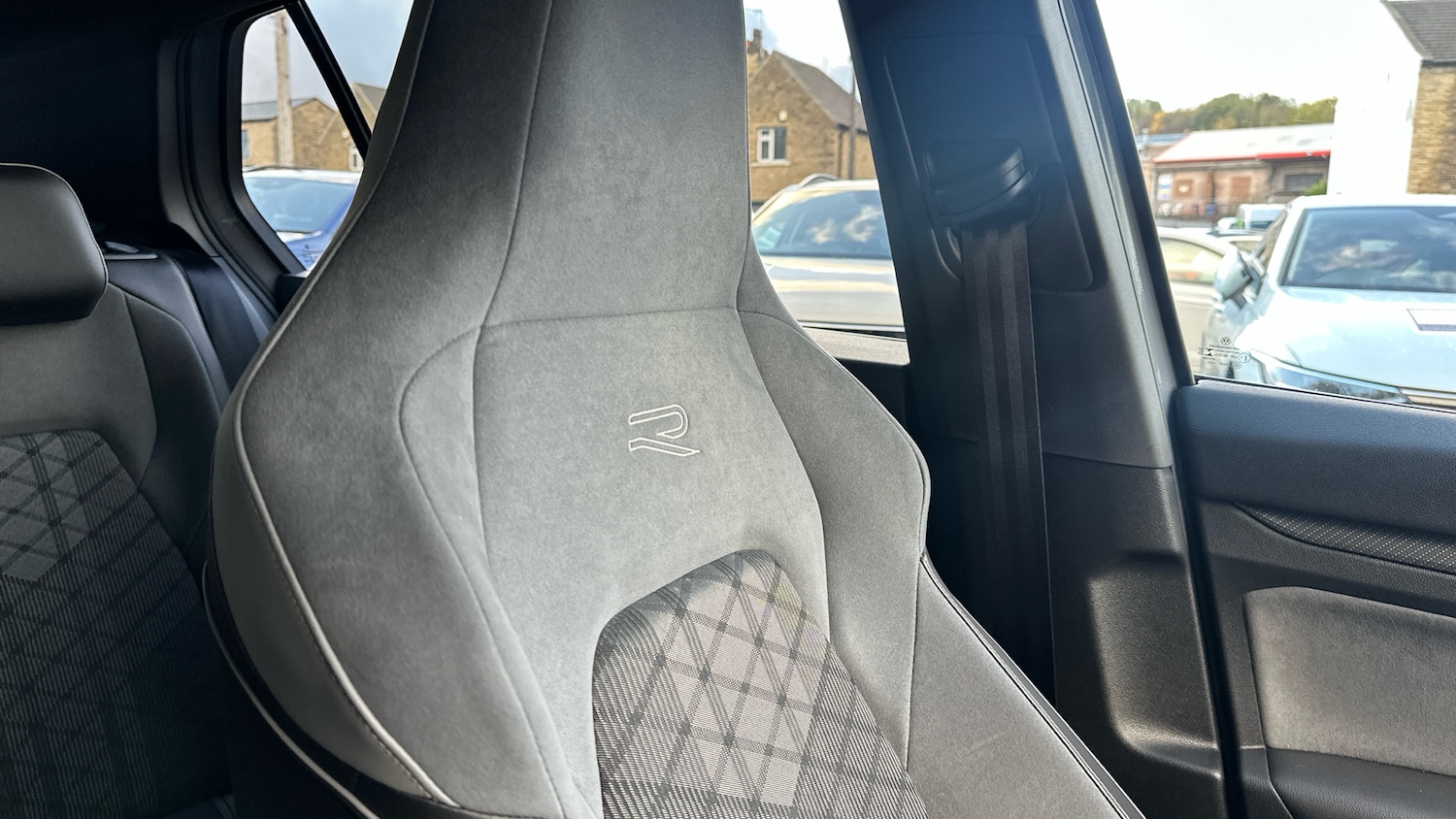 Used Volkswagen Golf 2022 for sale - 76428556: Photo 21