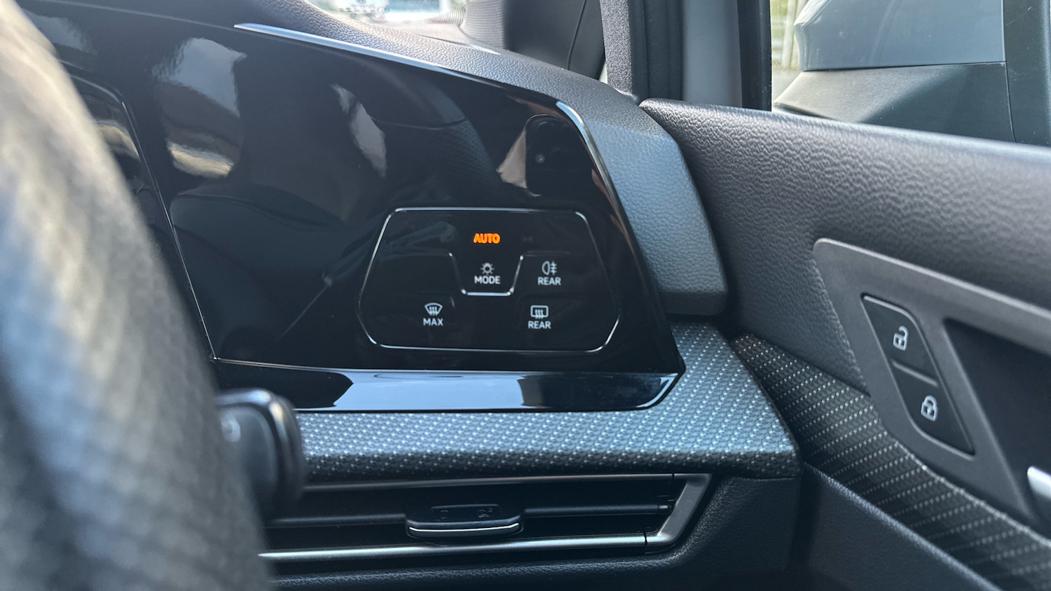 Used Volkswagen Golf 2022 for sale - 76428556: Photo 28