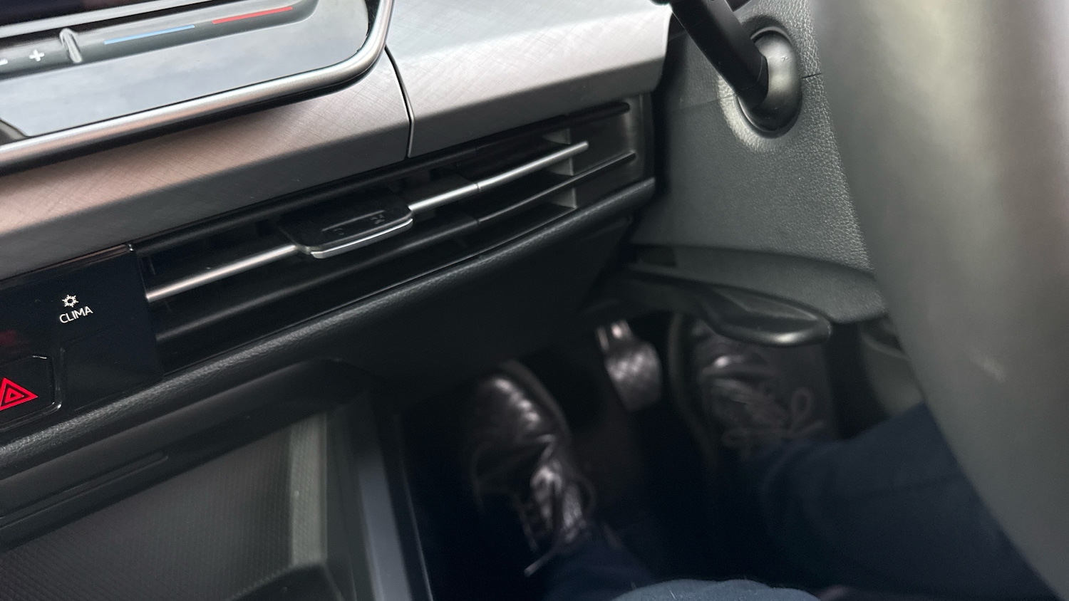 Used Volkswagen Golf 2024 for sale - 77116433: Photo 44