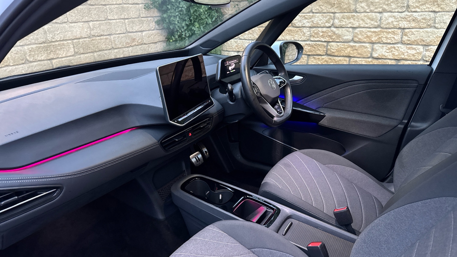 Used Volkswagen ID.3 2025 for sale - 77483631: Photo 2