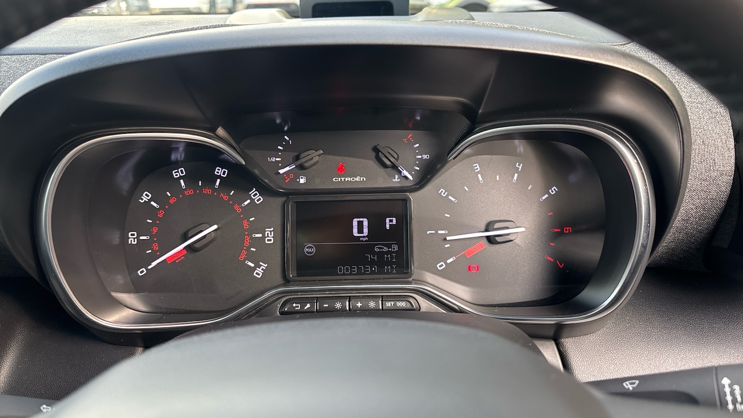 Used Citroen C3 Aircross 2024 for sale - 76352915: Photo 11