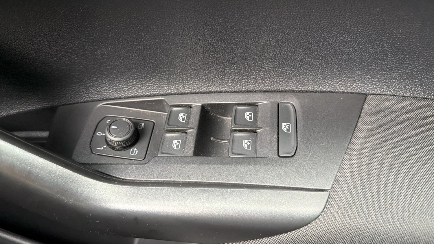 Used Volkswagen Polo 2022 for sale - 77663334: Photo 28