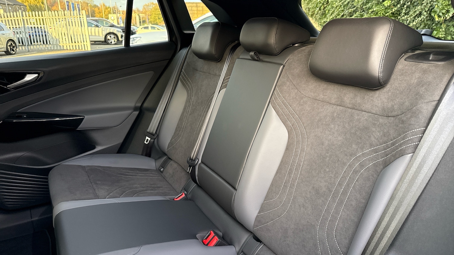 Used Volkswagen ID.4 2025 for sale - 76741037: Photo 16