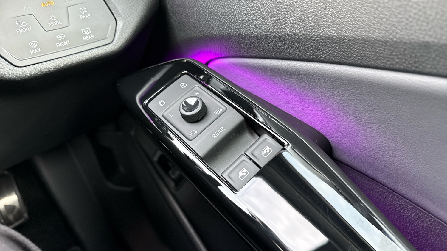 Used Volkswagen ID.4 2025 for sale - 76741037: Photo 26