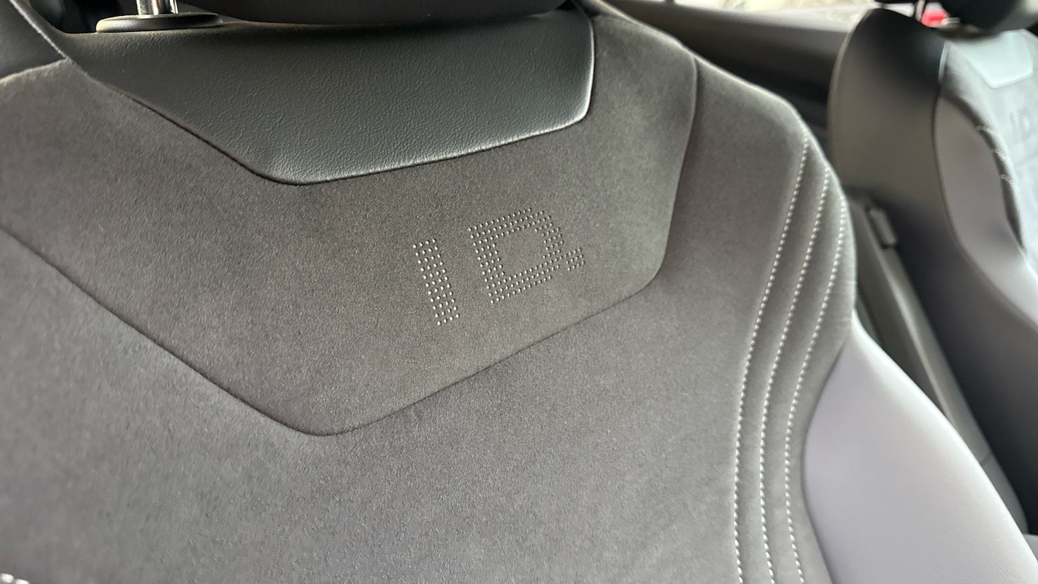 Used Volkswagen ID.4 2025 for sale - 76741037: Photo 33