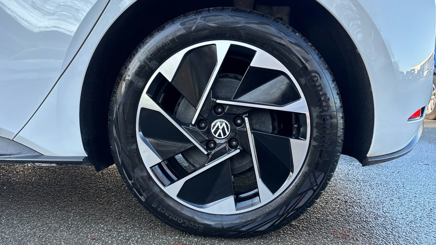 Used Volkswagen ID.3 2023 for sale - 77300263: Photo 5